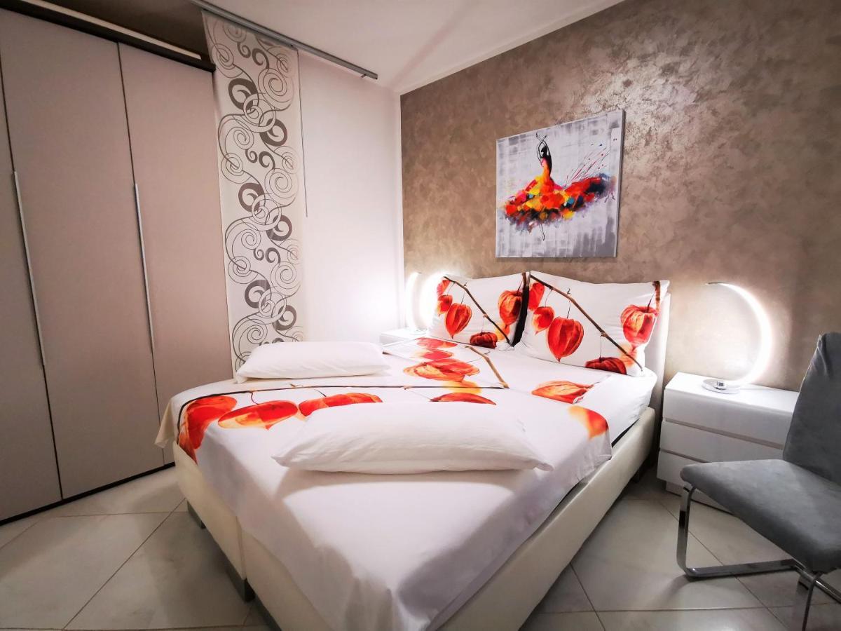 Apartments Petar Pan Фажана Экстерьер фото