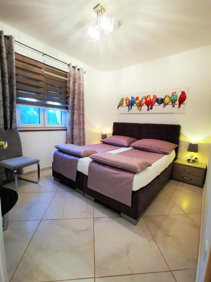Apartments Petar Pan Фажана Экстерьер фото